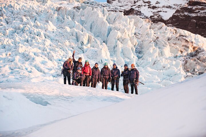 Glacier Xtreme: Vatnajökull Ice Climbing + Hike from Skaftafell