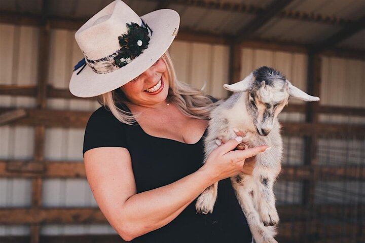 Giraffe Experience and Safari Wine Tour at Grapetown Vineyard