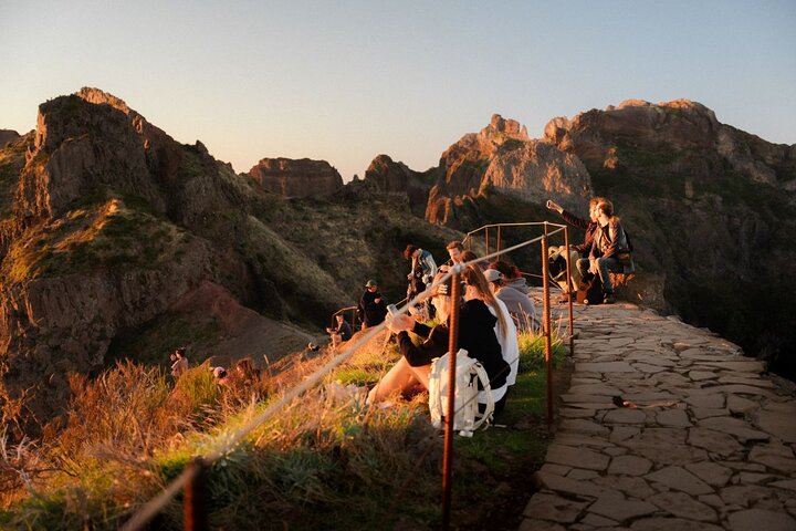 PR1 Sunrise Pico do Arieiro Self-Guided Hiking Transfer