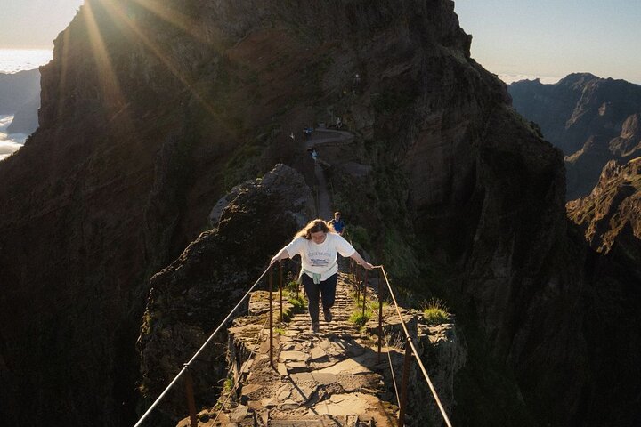 PR1 Sunrise Pico do Arieiro Self-Guided Hiking Transfer