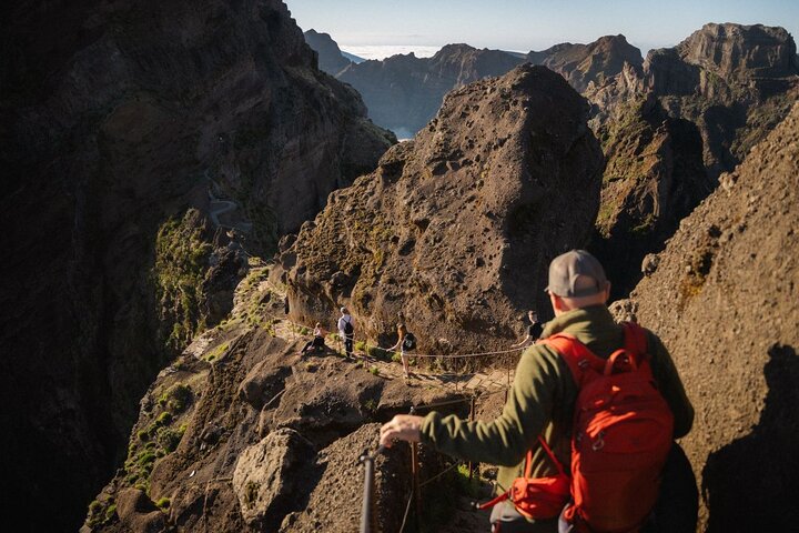 PR1 Sunrise Pico do Arieiro Self-Guided Hiking Transfer