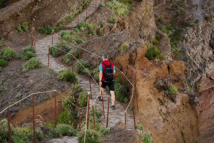 PR1 Sunrise Pico do Arieiro Self-Guided Hiking Transfer
