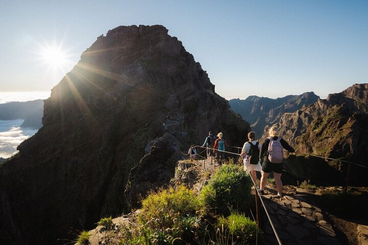 PR1 Sunrise Pico do Arieiro Self-Guided Hiking Transfer