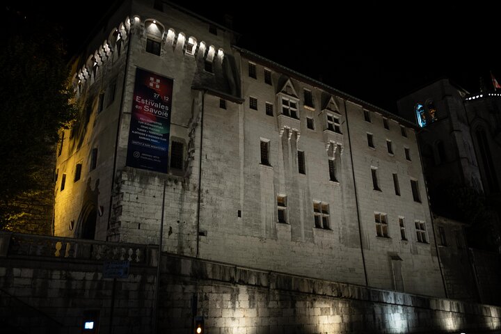 Guided Night Tour of Chambery – City of the Dukes of Savoy