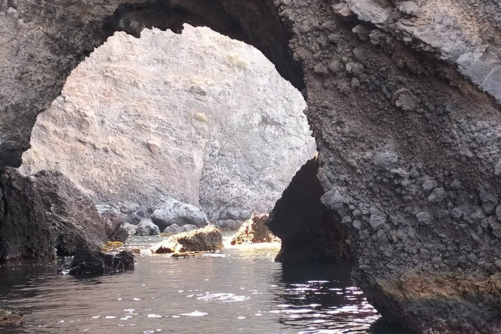 Volcano Island Private Boat Tour from Lipari/Volcano 4/8h