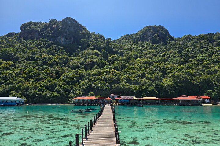 Island Hopping, Hike & Snorkel Semporna Tun Sakaran Marine Park