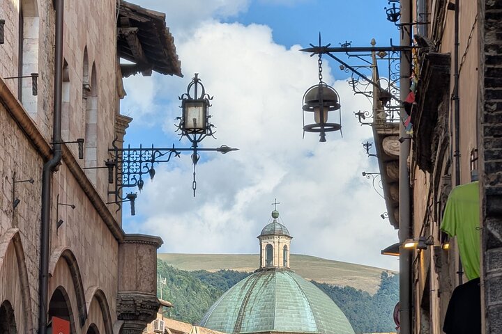 In the Footsteps of Francesco E Bike Tour from Perugia to Assisi