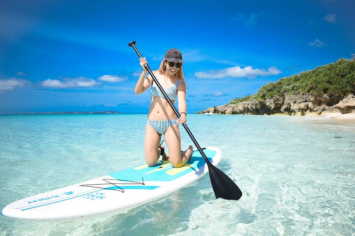 Miyakojima Standard Plan [SUP & Sea Turtle Snorkel] No extra charge｜Full refund guarantee｜Free rental and photos｜1 year old ~ OK｜Empty handed