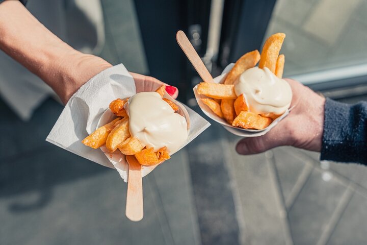 Rotterdam Walking Food Tour with Delicious Tastings
