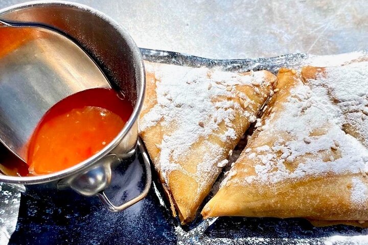 Rotterdam Walking Food Tour with Delicious Tastings