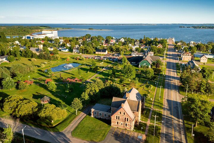 Luxury Anne of Green Gables Private Tour by Cyril Up to 6 Guests