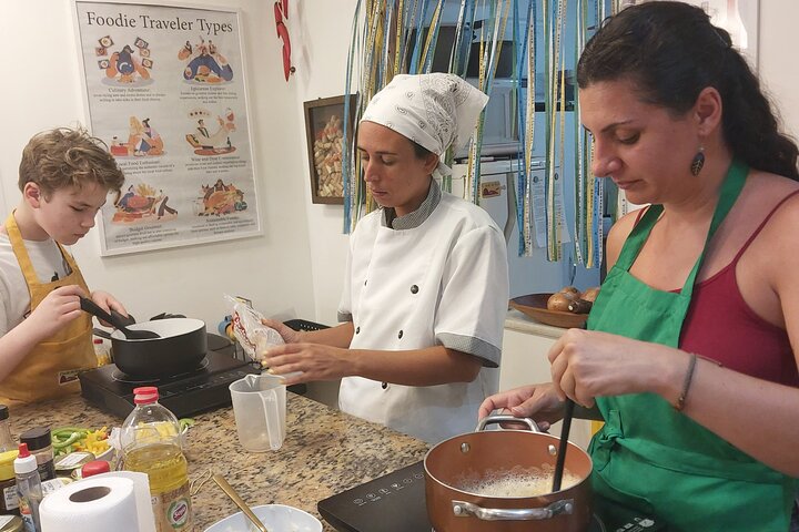 4h Cooking Class in Florianopolis: 8 Recipes & Bottomless Drinks