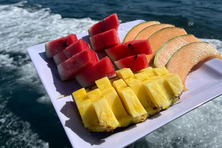 Isla Tortuga Premium: snorkeling, Monkeys & Private Beach Spot