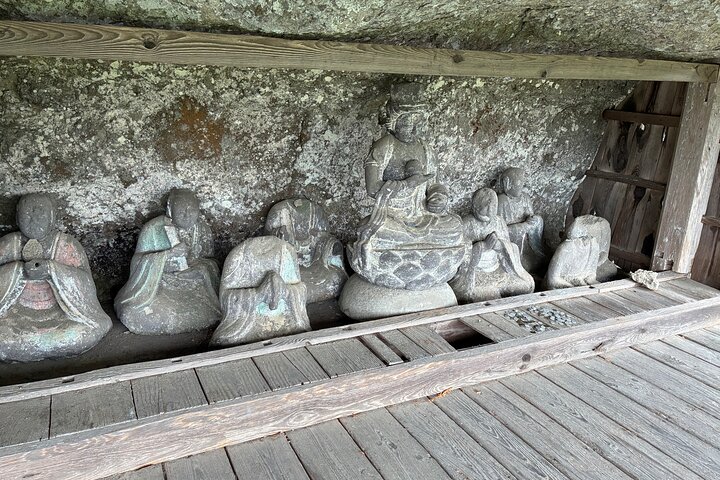 Private Rakanji Temple Tour with Transportation