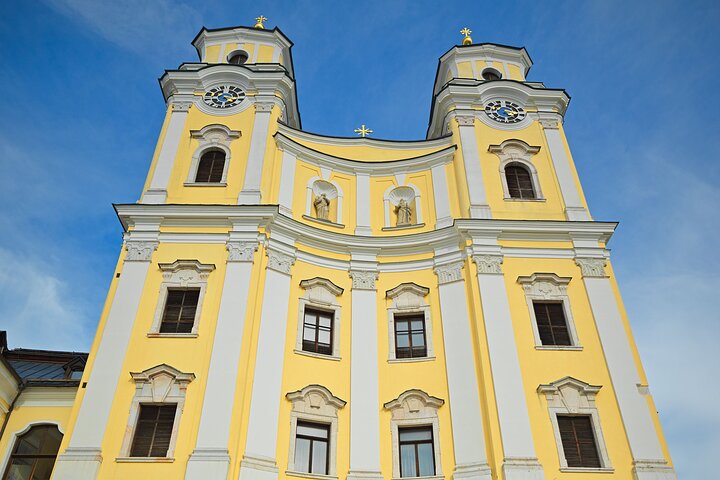 Salzburg Super Saver: Hallstatt & Original Sound of Music Tour