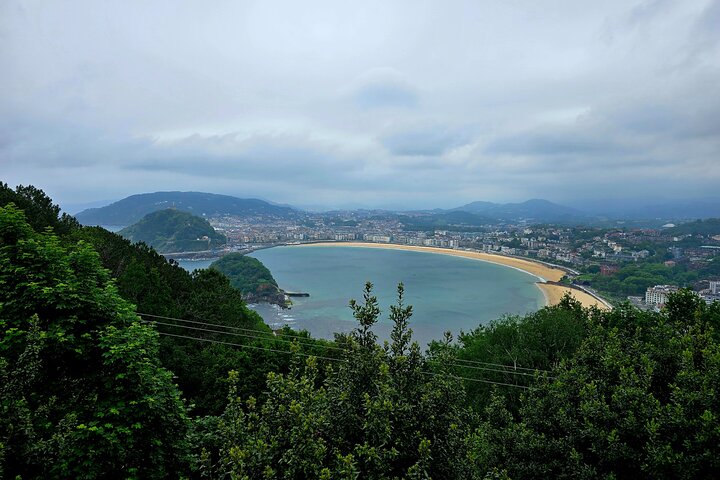 Private Transfers between Biarritz and San Sebastian