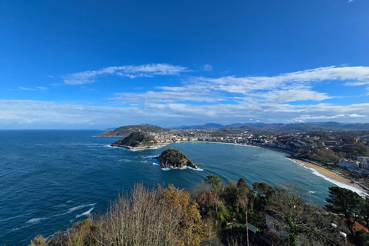 Private Transfers between Biarritz and San Sebastian