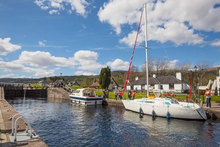 Loch Ness, Glencoe and Highlands Small Group Tour from Glasgow