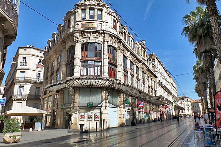 Discover Occitanie and the surroundings