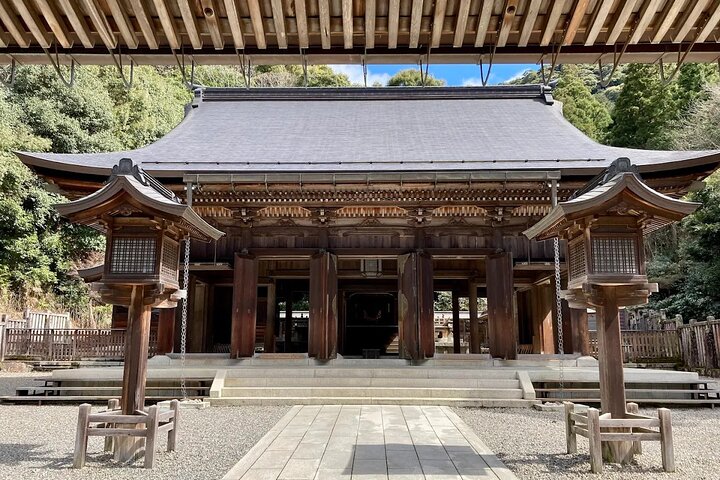 Guided Tour in Gifu Great Buddhist Statue Golden Gate Shrine