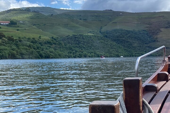 Douro Valley private wine tour | tastings and lunch included