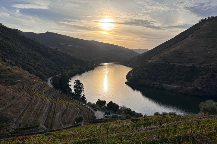 Douro Valley private wine tour | tastings and lunch included