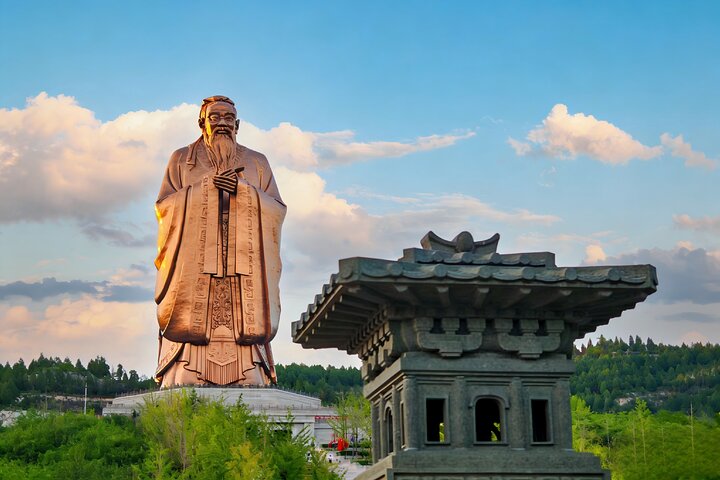 Qufu Private Tour to Confucius Temple, Family Mansion, Cemetery and Ni Mountain