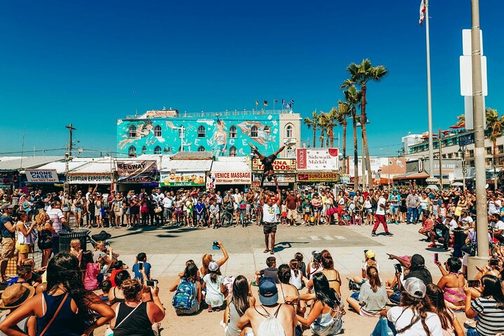 Los Angeles Private Tour with Pickup and Drop-Off for up to 8