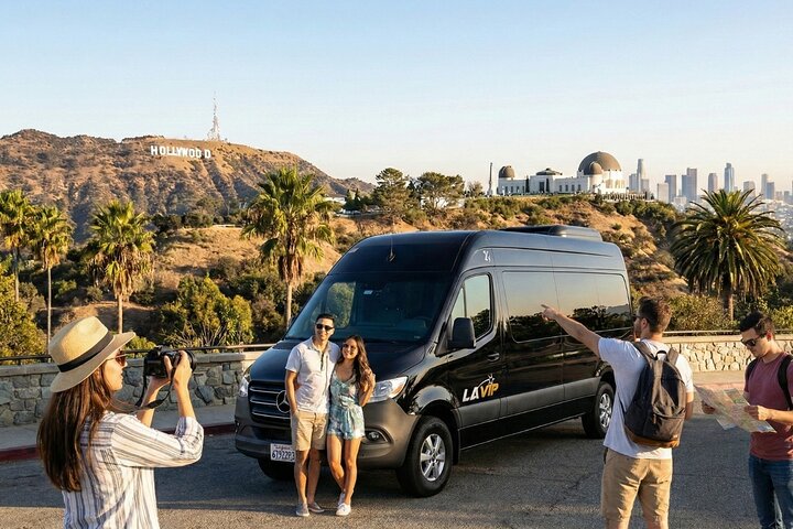 Los Angeles Private Tour with Pickup and Drop-Off for up to 8