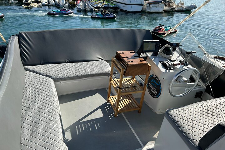 Boat Trip in Fuengirola, Dolphin Watching and Drinks
