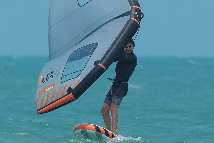 1 Hour Windsurf and SUP Surf Experience in Hua Hin