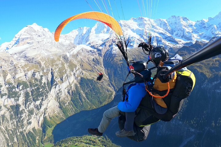 Mürren Lauterbrunnen: Paragliding Panorama Tandem Flights