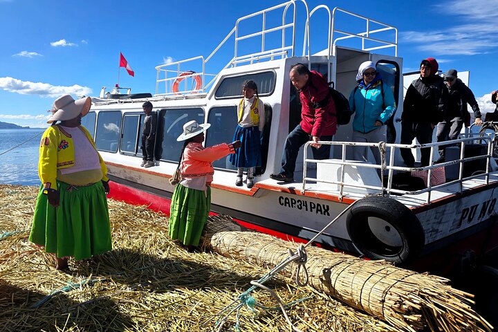 Full Day Tour to Uros and Amantani Islands