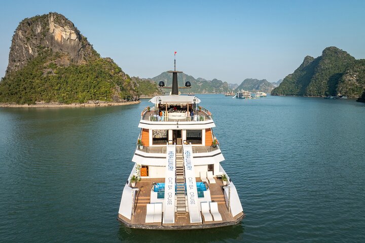 Hera Luxury Cruise - The Most Luxurious Day Tour In Halong Bay