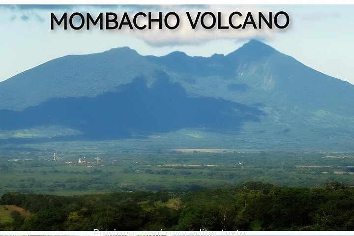 Explore 3 Volcanoes in One Day "Mombacho+Apoyo+Masaya"
