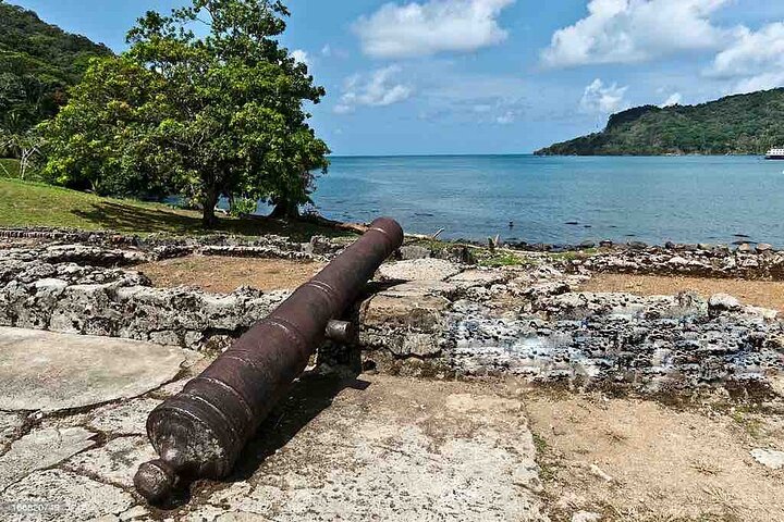 Panama Canal and Fort San Lorenzo Tour from Colón