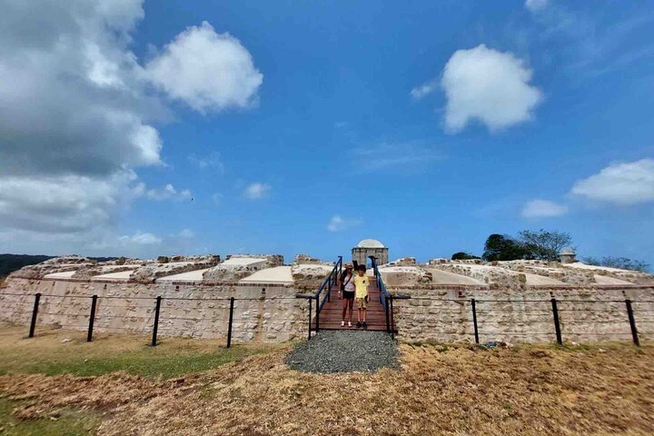 Panama Canal and Fort San Lorenzo Tour from Colón