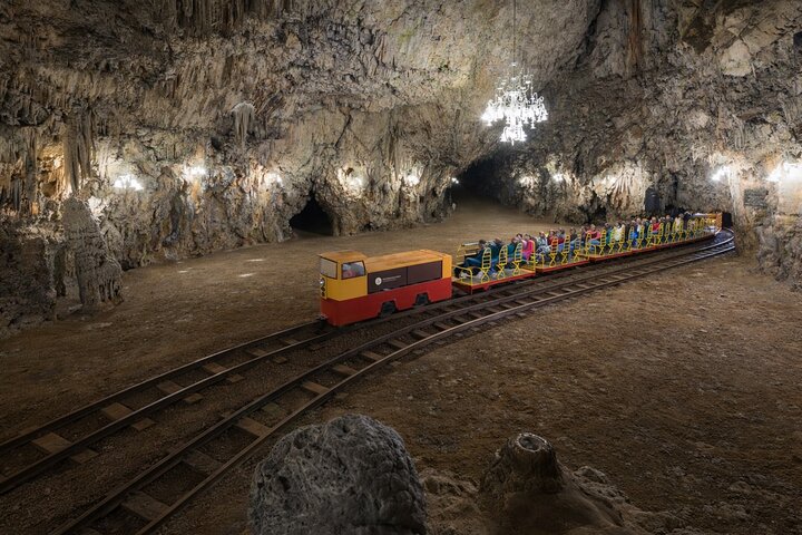 Tour to Postojna and Predjama Castle from Koper