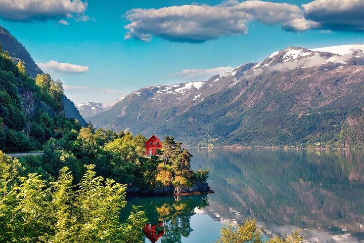 Bergen: Bondhus Glacier Lake & National Park w/Lunch in Rosendal