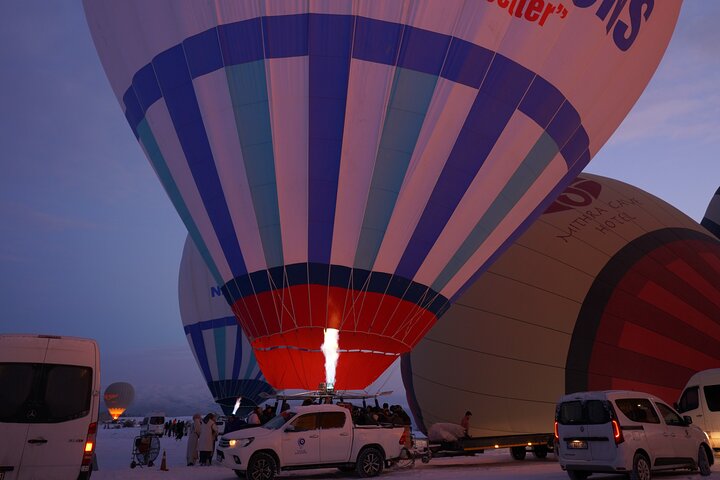 Sunrise Balloon Flight Cappadocia (Goreme) by Nazar Balloons