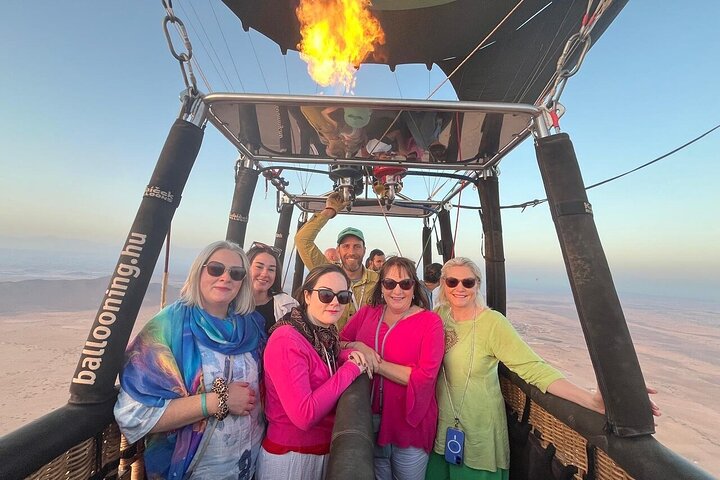 Marrakech Sunrise Hot Air Balloon & Berber Breakfast