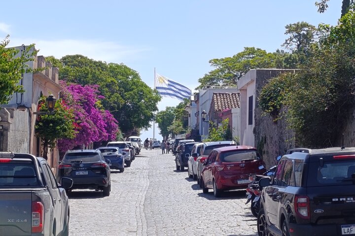 Full city tour of Colonia del Sacramento with private vehicle