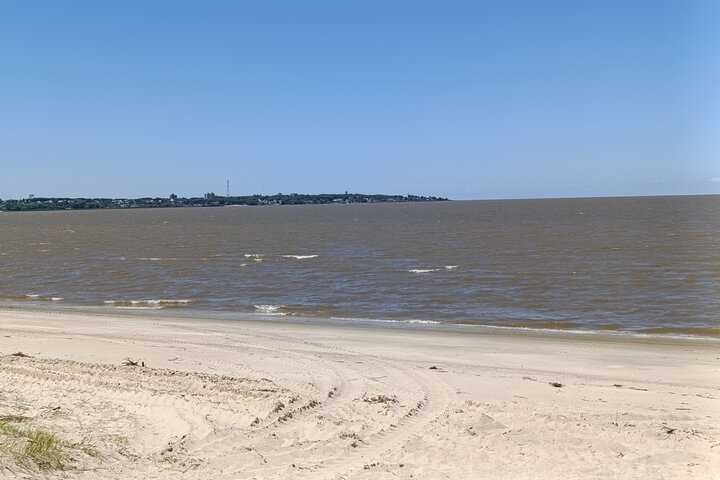 Full city tour of Colonia del Sacramento with private vehicle