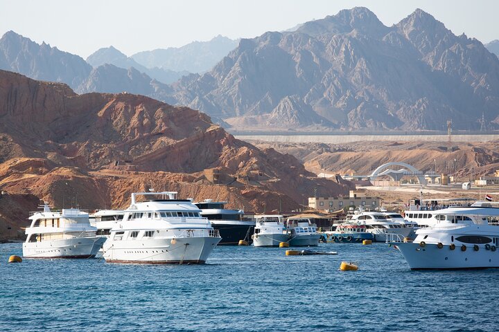 Sharm El Sheikh: White Island & Ras Mohammed Cruise with Lunch