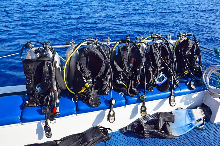 Sharm El Sheikh: White Island & Ras Mohammed Cruise with Lunch