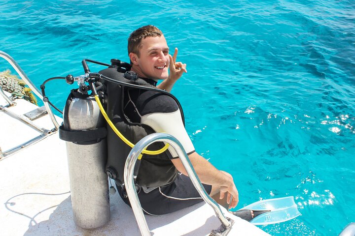 Sharm El Sheikh: White Island & Ras Mohammed Cruise with Lunch