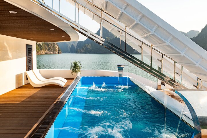 Halong Bay - Hera Cruise - All Inclusive Multi Days Tour