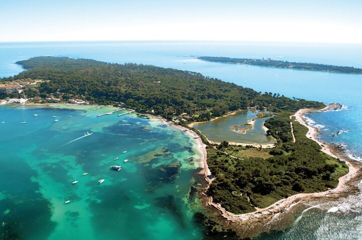Private boat tour from Cannes to Lérins Islands - Relax & swim