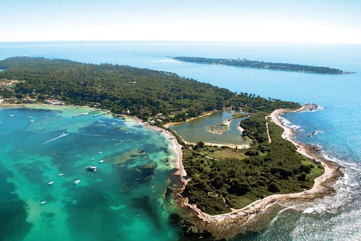 Cannes Private Boat Tour to the Lérins Islands – Relax & Snorkel