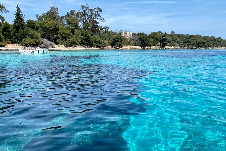 Cannes Private Boat Tour to the Lérins Islands – Relax & Snorkel